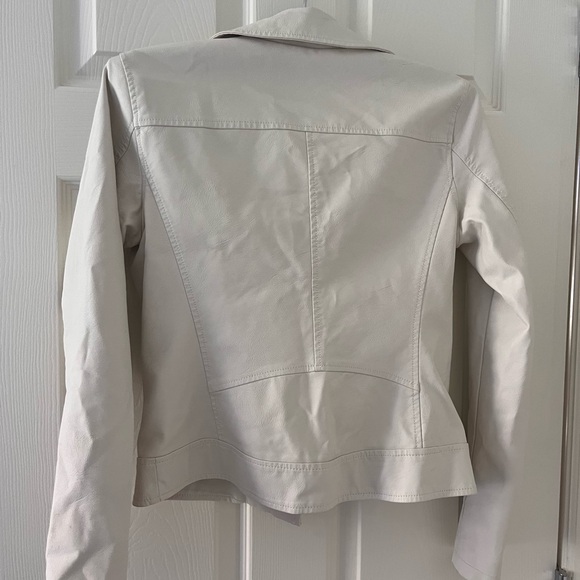 Universal Thread Cream Leather Jacket - Picture 4 of 4
